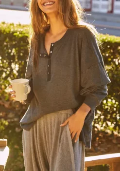 Deals 🔔 FP Movement One Up Long Sleeve Top 🎁 8 Deals 🔔 FP Movement One Up Long Sleeve Top 🎁 -Free People Sales Belk 1523