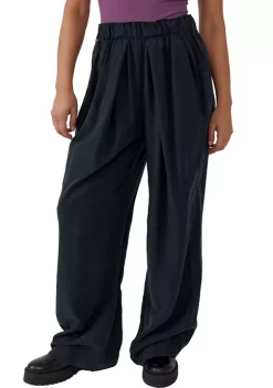 Deals ⭐ Free People Nothin' to Say Pleated Trousers 🤩